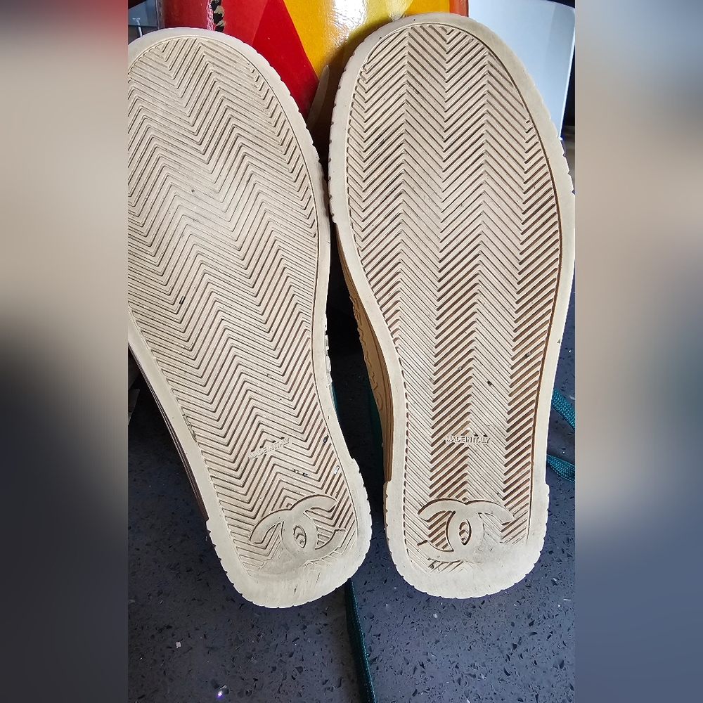 Chanel Sneaker Made In Italy💚 - Picture 14 of 17